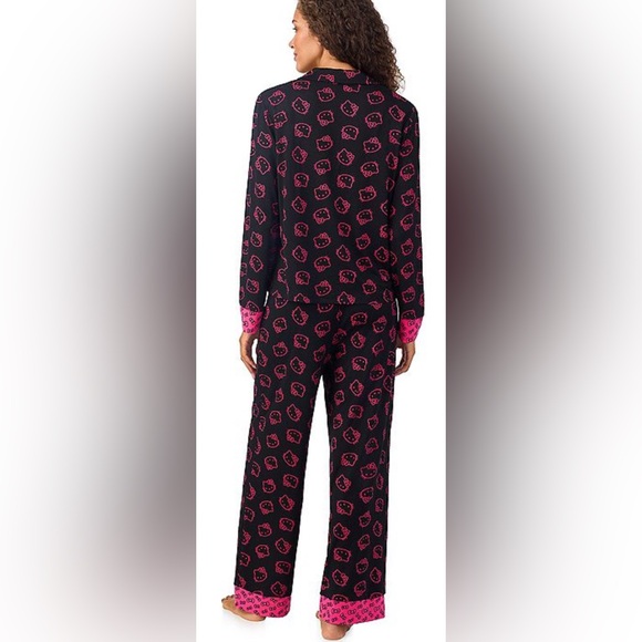 Hello Kitty by Sanrio Pajama Set- NWT Black/pink - Picture 3 of 4